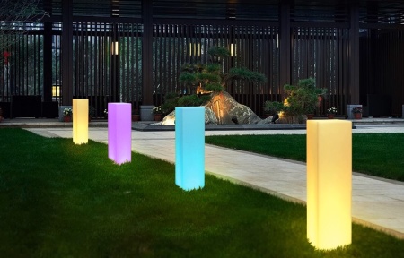 Светильник Колонна 30х190  питание от АКБ, RGB Светильник Колонна 30х190  питание от АКБ, RGB